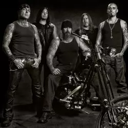 Attika 7