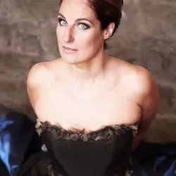 Caroline Mutel
