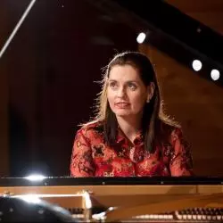Clélia Iruzun