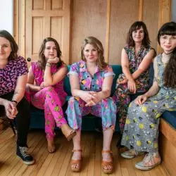 Della Mae