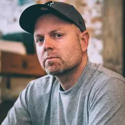 DJ Shadow
