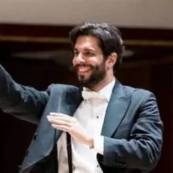 Domingo Hindoyan