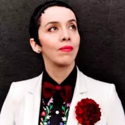 Edna Vazquez