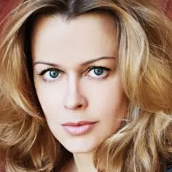 Elena Zhidkova