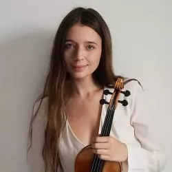 Eloisa-Fleur Thom