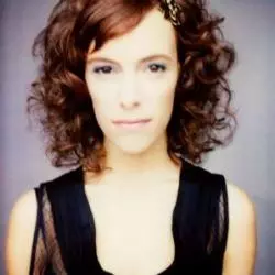 Emily Loizeau