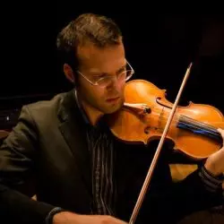 Erik Carlson