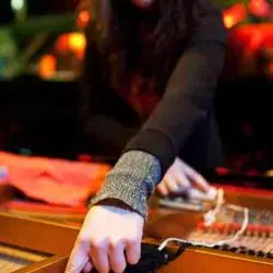 Eve Risser