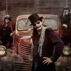 Freaks And Clowns