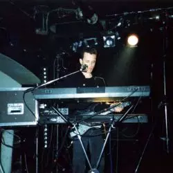 Graham Lewis