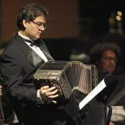 Hector Del Curto