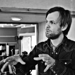 Henrik Lindstrand