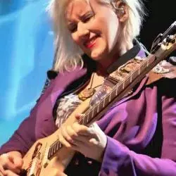 Jennifer Batten