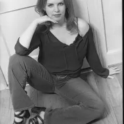 Joy Lynn White