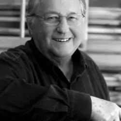 József Sári