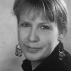 Julia Ginsbach