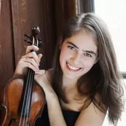 Júlia Pusker