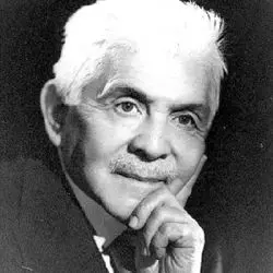 Julian Carrillo