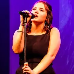 Lauren Spencer-Smith