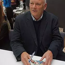 Lloyd Jones
