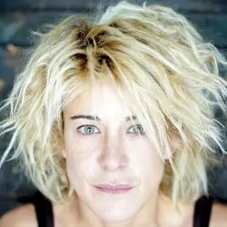 Marie-Jo Thério