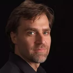 Mikel Kuehn