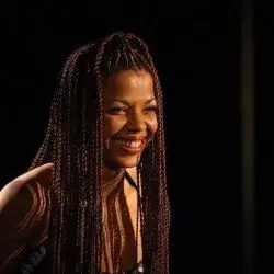 Mina Agossi