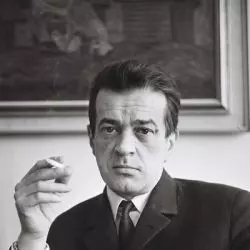 Miroslav Válek