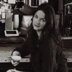 Molly Sarlé