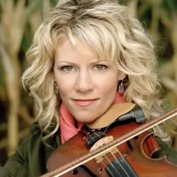 Natalie MacMaster