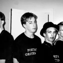 Poetica Grotesque