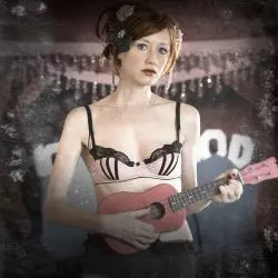 Rie Sinclair
