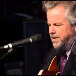 Robert Earl Keen