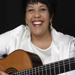 Rosa Passos