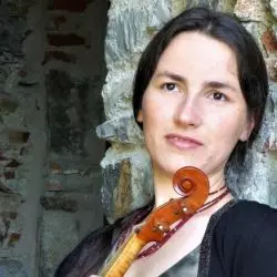 Sara Deborah Struntz