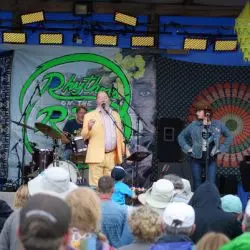 Shinyribs