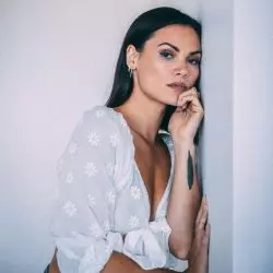 Sinead Harnett