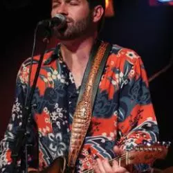Tab Benoit