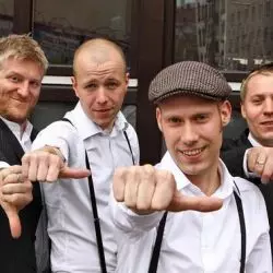 The Pisstons