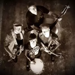 Tom Toxic & Die Holstein Rockets