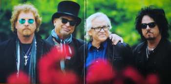 2LP Toto: 40 Trips Around The Sun