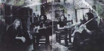 CD Alice In Chains: Black Gives Way To Blue