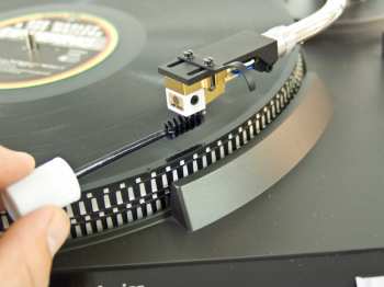 Audiotechnika Analogis 6072 - stylus cleaner brush