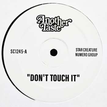 Album Maxx Traxx: Don't Touch It
