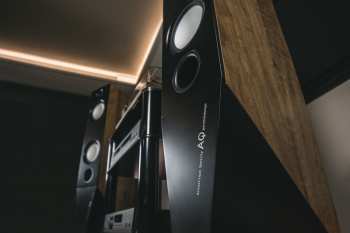 Audiotechnika AQ Wega 78 Ořech