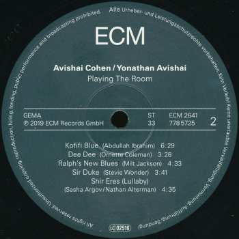 LP Avishai E. Cohen: Playing The Room