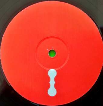 2LP/CD/DVD/Dobozkészlet Björk: Earth Intruders LTD