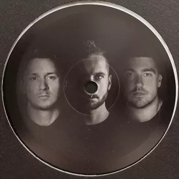 Elderbrook: Cola