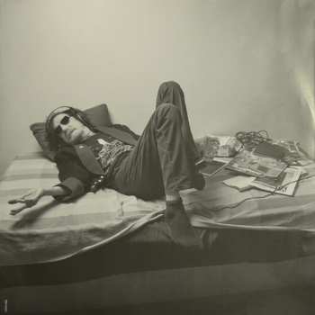 LP Charly Garcia: Random