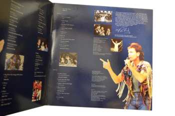 2LP Cliff Richard: From A Distance ***** The Event